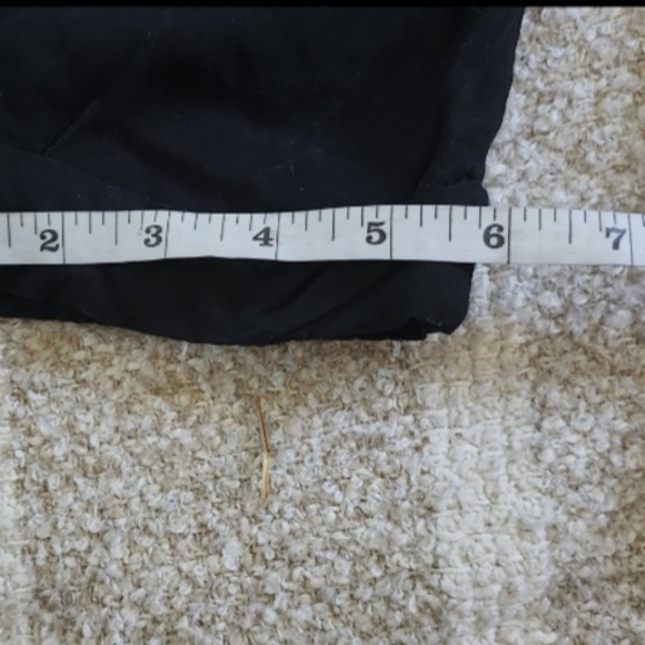 Madewell Women's Black Capris - Picture 11 of 11